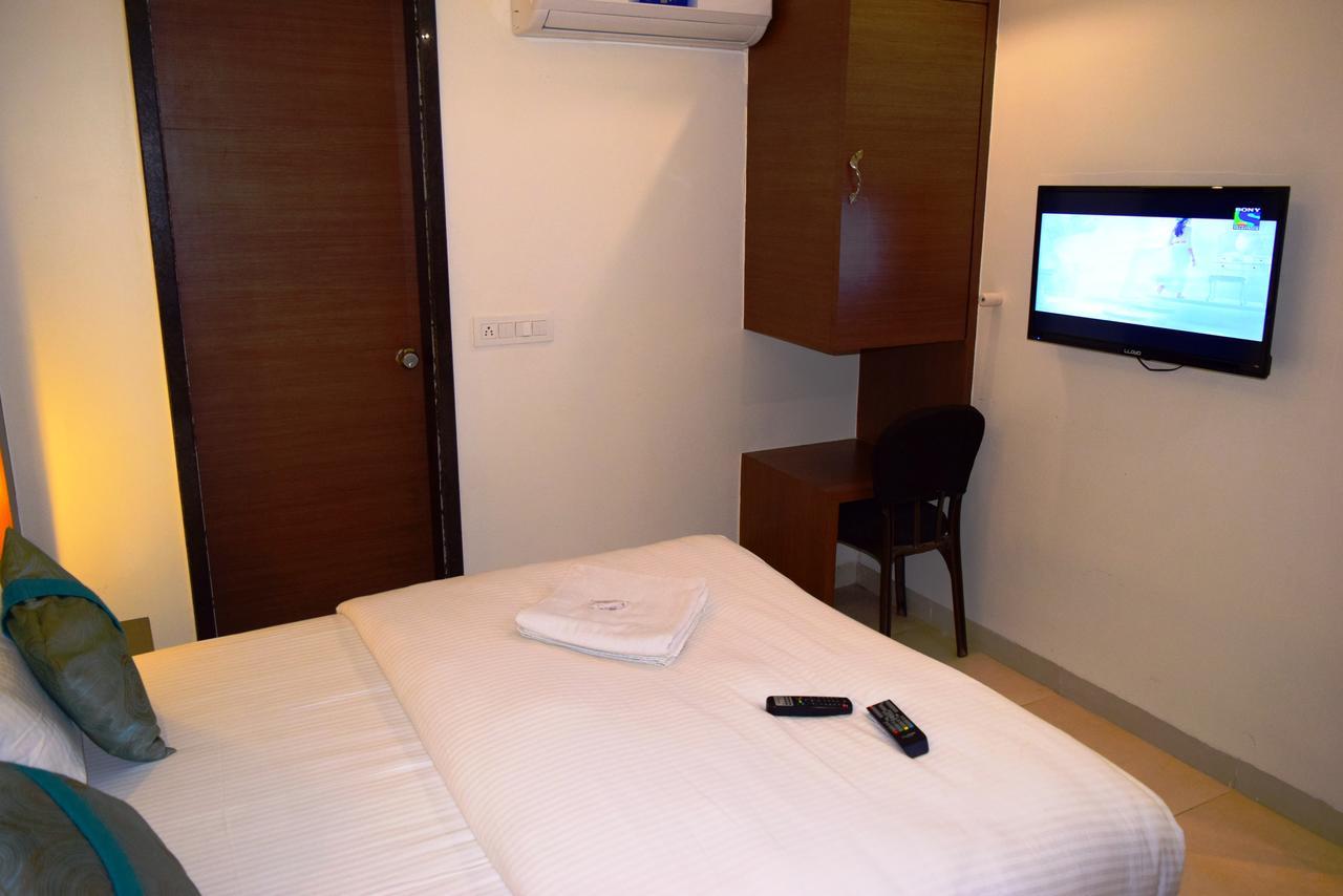 Hotel Chandragupta Ujjain Exterior foto